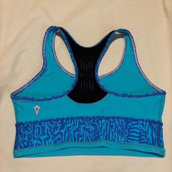 Ivivva sports bra - size 12 - Picture 2 of 2